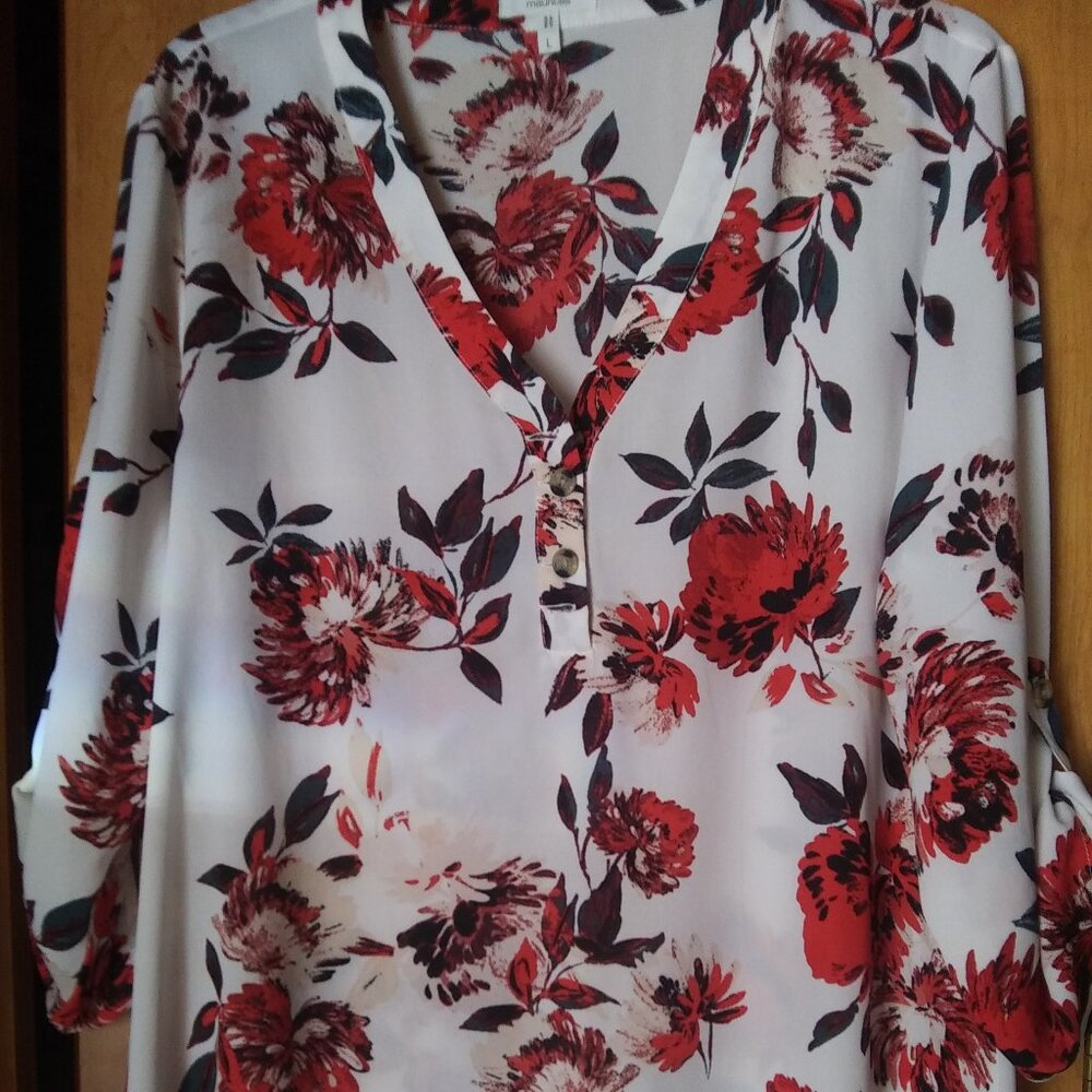 Maurices top